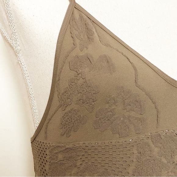 NWT INTIMATELY FREE PEOPLE Candy Textured Seamless Bralette in Sand XS/S - Picture 8 of 16
